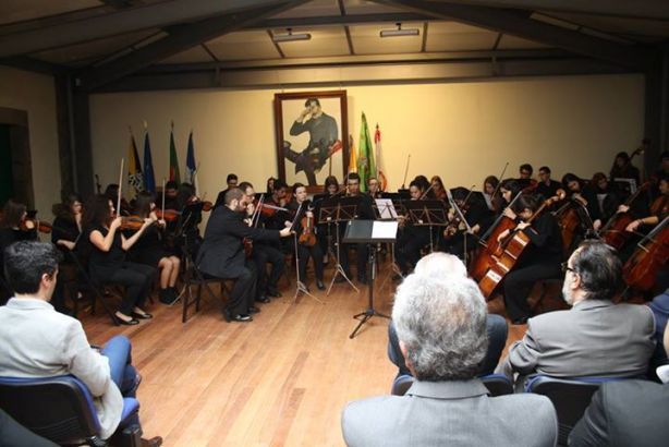 Foto 2 de Escola de Música de Perozinho